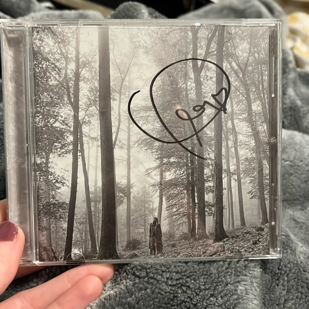 Signed Folklore Taylor Swift Rare With Heart! Open like new